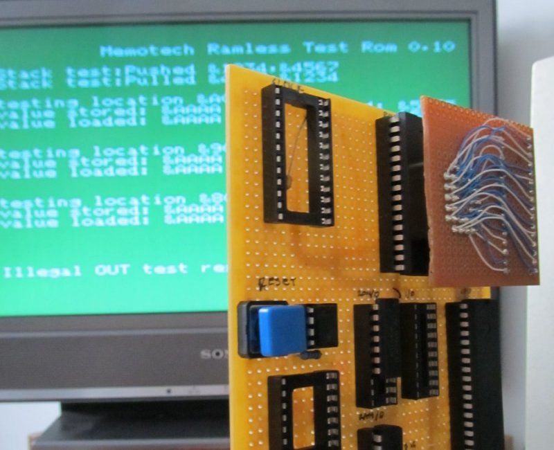 Test rom running without requiring RAM