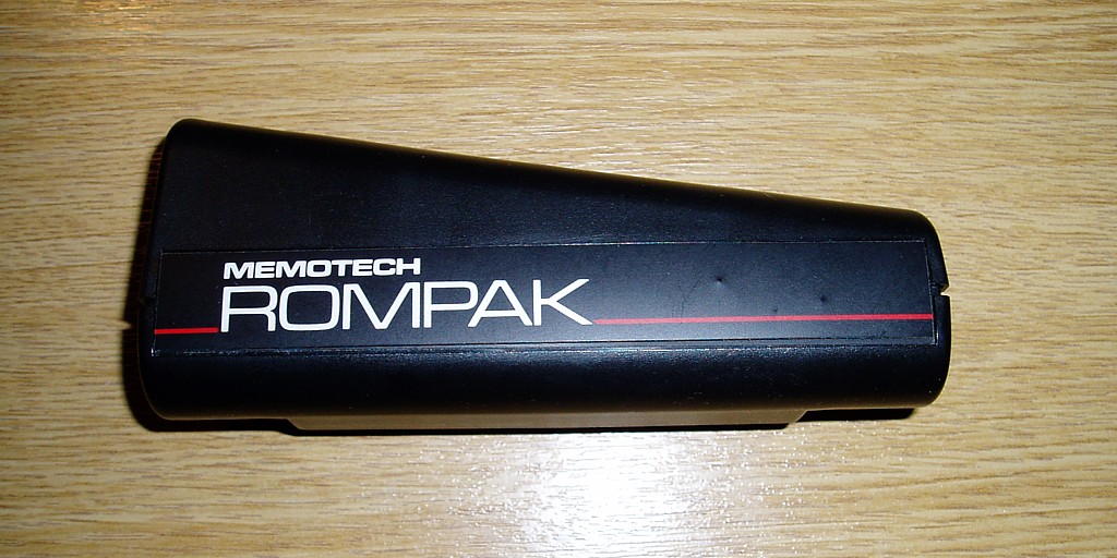 Rompak case (end view)